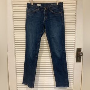 SOLD Gap Real Straight Jeans Size 6/28 Darker Wash